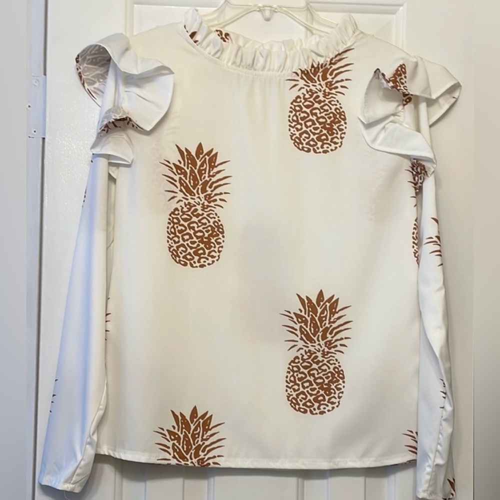 Ruffle Sleeve Pineapple Print Blouse